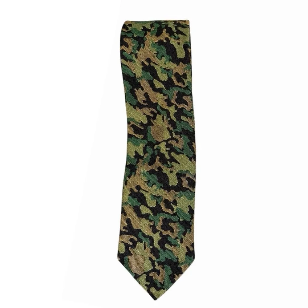 Vtg Brooks Brothers Red Fleece Cotton/Silk Neck Tie Camouflage Fabric UK Wove US